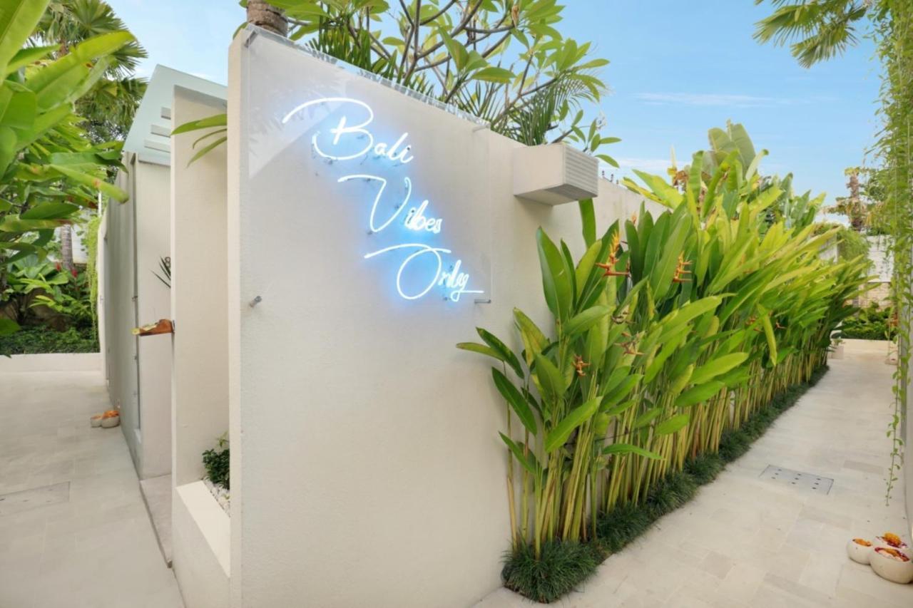 อเลวา วิลลา Villa เซมินยัค ภายนอก รูปภาพ